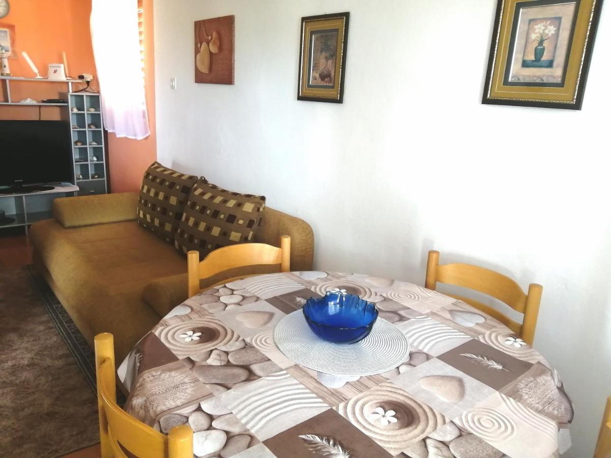 Apartmani Zmiric Primošten Exterior foto