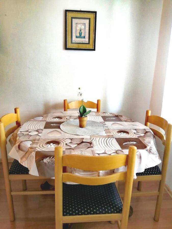 Apartmani Zmiric Primošten Exterior foto