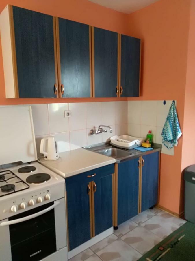 Apartmani Zmiric Primošten Exterior foto